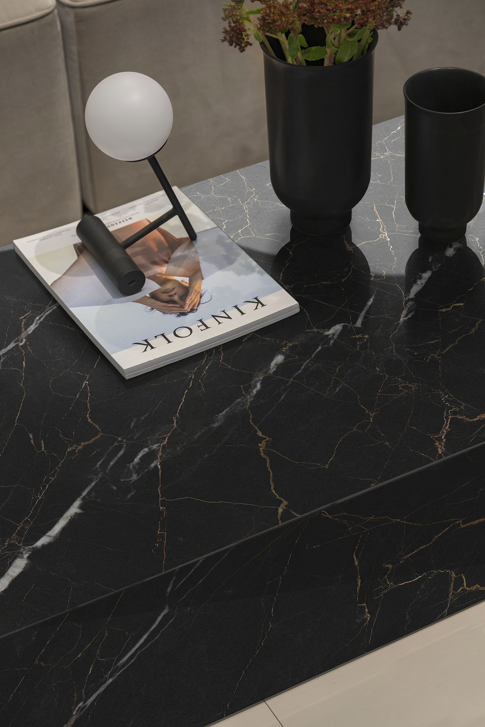 Divina Black Gold (1)